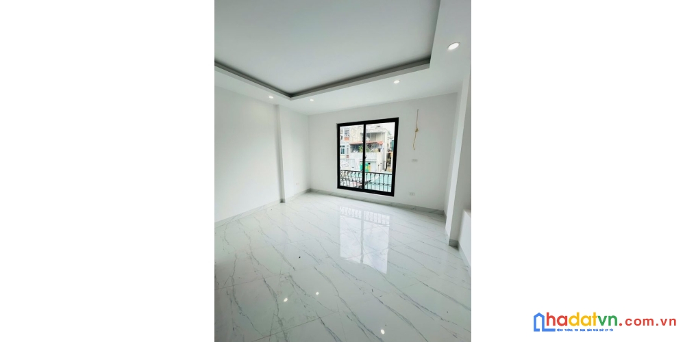 Bán nhà lĩnh nam, 43m2 x 5 tầng, mặt tiền 4.2m, giá 7.9 tỷ