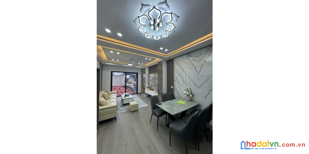 Bán nhà kim giang. hoàng mai. 7 tầng thang máy. ô tô. dt 40m2. mt 4m. giá 15.1 tỷ