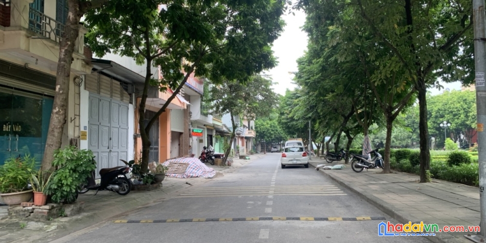 Cực hiếm bán đất tái định cư trâu quỳ, gia lâm 40m2 view vườn hoa đầu tư sinh lời nhanh