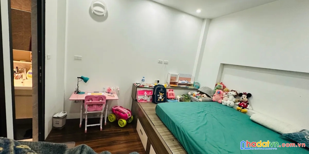 Bán nhà hoàng văn thái. thanh xuân. ô tô. dt 43m2. mt 3.6m. 4 tầng. giá 17.9 tỷ
