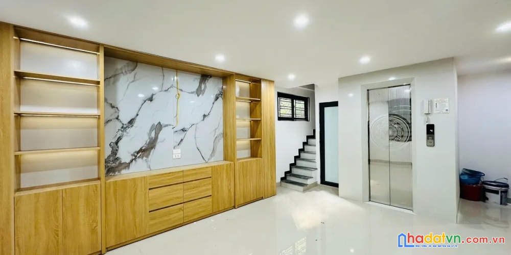 Bán nhà 2 mặt ngõ vũ thạnh. đống đa. 7 tầng thang máy. dt 32m2. mt 6.6m. giá 12.1 tỷ