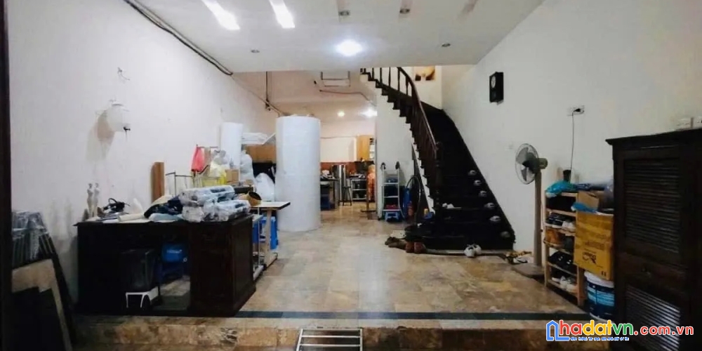 Bán nhà nguyễn phúc lai. đống đa. ô tô. dt 61m2. mt 5m. 4 tầng. giá 35.5 tỷ