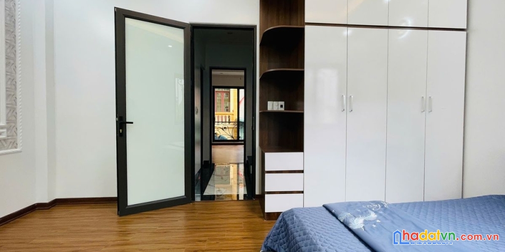 Bán nhà thuý lĩnh, 47m2 x 5 tầng, mặt tiền 5m, giá 7.9 tỷ