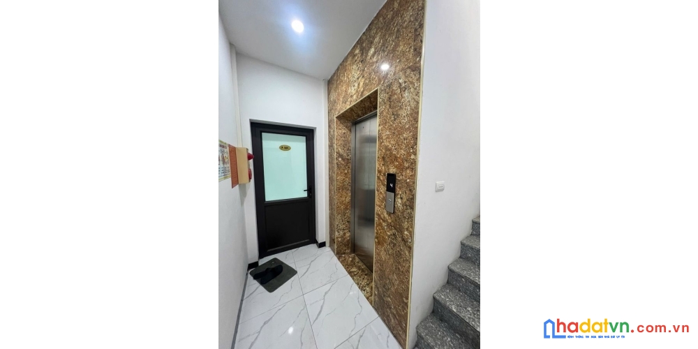 Bán nhà kim giang. hoàng mai. 6 tầng thang máy. dt 60m2. mt 3.9m. giá 14.1 tỷ.