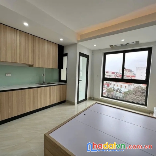 Bán nhà quan nhân. thanh xuân. lô góc. 9 tầng thang máy. dt 120m2. mt 9.5m. giá 57.6 tỷ.