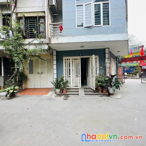 Bán nhà phương mai. đống đa. ô tô. dt 30m2. mt 3.7m. 4 tầng. giá 10.8 tỷ