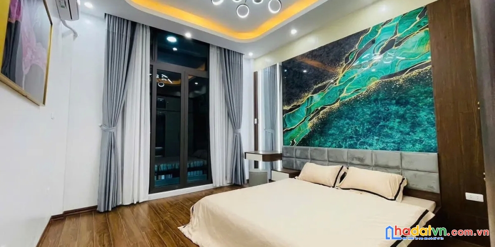 Bán nhà trường chinh. đống đa. dt 48m2. mt 3.7m. 4 tầng. giá 15.4 tỷ.