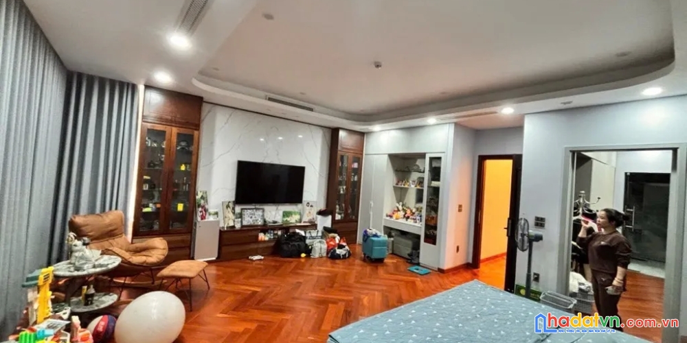 Bán nhà mặt phố trung phụng. đống đa. ô tô. vỉa hè. thang máy. dt 98m2. giá 86.5 tỷ