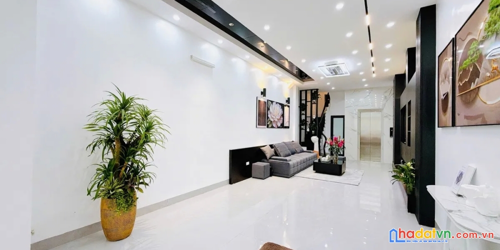 Bán nhà nguyễn văn trỗi. thanh xuân. 6 tầng thang máy. ô tô. mt 4m. dt 50m2. giá 19.7 tỷ