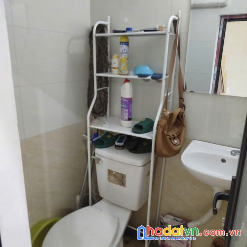 Nhà 3 tầng, giá 1,45 tỷ ở phố đại từ, giáp bát