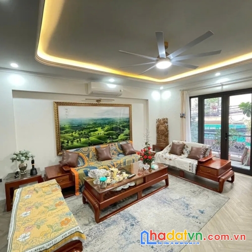 Bán nhà mặt phố quan nhân. thanh xuân. thang máy. ô tô. dt 90m2. mt 5m. giá 24.4 tỷ
