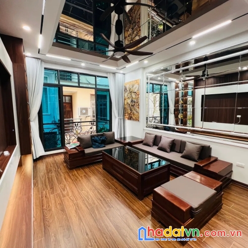 Bán nhà khương trung. thanh xuân. thang máy. ô tô. dt 50m2. mt 4m. giá 18.2 tỷ