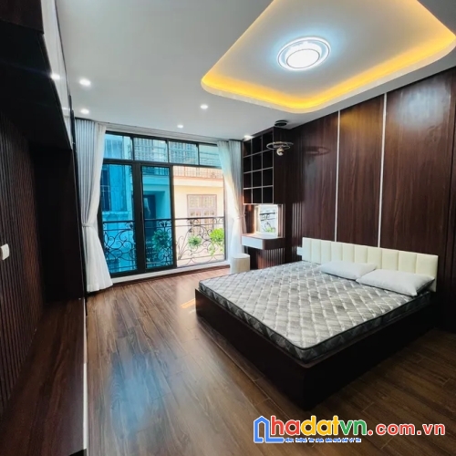 Bán nhà khương trung. thanh xuân. thang máy. ô tô. dt 50m2. mt 4m. giá 18.2 tỷ