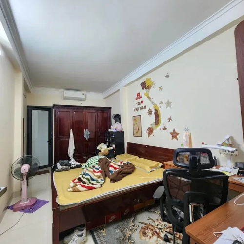 Bán nhà quan nhân. thanh xuân. 6 tầng thang máy, ô tô. dt 56m2. mt 3m. giá 20.7 tỷ