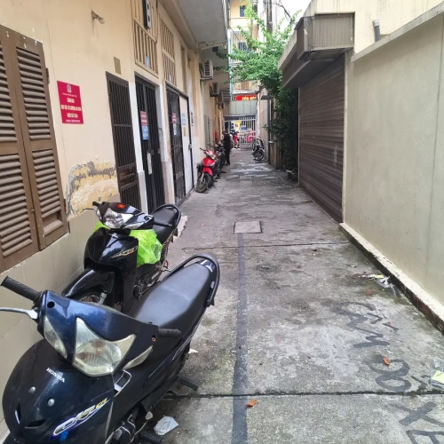 Bán nhà định công thượng. hoàng mai. lô góc. ô tô. dt 100m2. mt 5.5m. giá 19.9 tỷ.