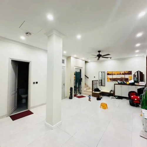 Bán nhà xuân đỉnh. bắc từ liêm. thang máy. lô góc. ô tô. dt 125m2. mt 10m. giá 34.5 tỷ.