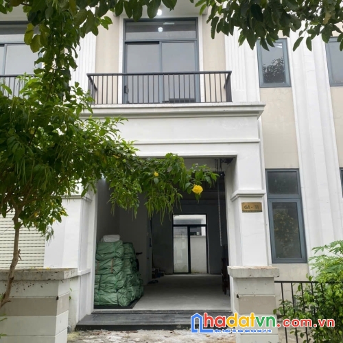 Nhà phố liền kề, nhiều tiện ích, giá sinh viên, phù hợp cho thuê kho bãi hoặc ở