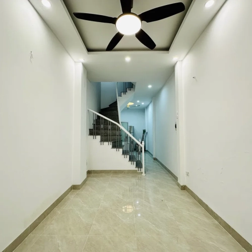 Bán nhà lĩnh nam. hoàng mai. ô tô. dt 25m2. mt 3m. 5 tầng. giá 7.35 tỷ