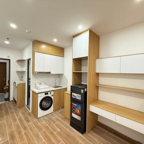 Bán nhà chùa láng. đống đa. 10 tầng thang máy. ô tô. dt 102m2. mt 5.5m. giá 53.6 tỷ