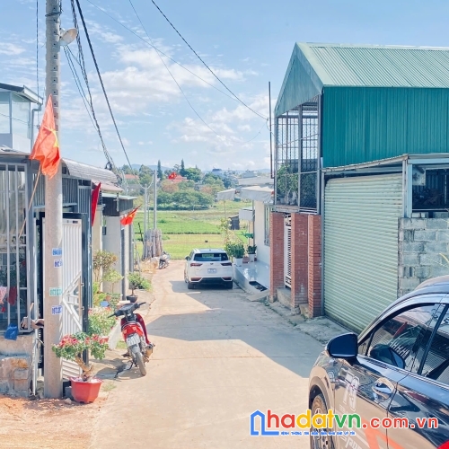 Đất hẻm liên hiệp cũ, trung tâm đức trọng, lâm đồng