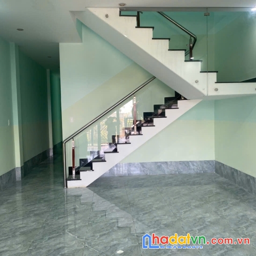 Bán nhà 1 trệt 1 lầu kiên cố hẻm ql20, ninh gia, đức trọng cũ, lâm đồng