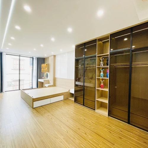 Bán nhà mặt phố thịnh liệt. hoàng mai. thang máy. ô tô. vỉa hè. dt 50m2. giá 22.7 tỷ.