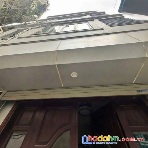 Bán nhà phân lô, ô tô đỗ ở phố lò đúc