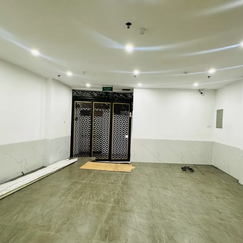 Bán nhà hào nam. đống đa. 8 tầng thang máy. dt 70m2. mt 5.8m. giá 24.4 tỷ.