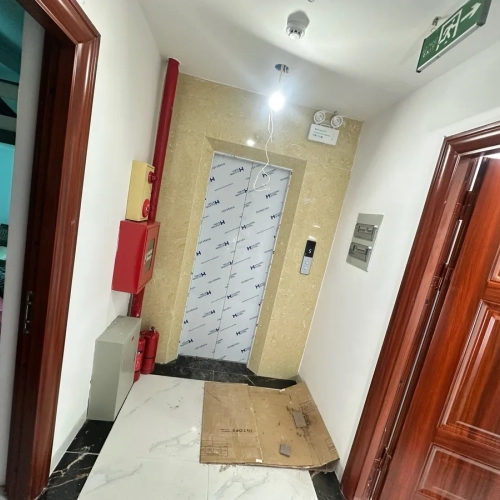 Bán nhà hào nam. đống đa. 8 tầng thang máy. dt 70m2. mt 5.8m. giá 24.4 tỷ.