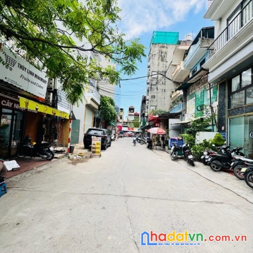 Bán đất trương định. hoàng mai. lô góc. ô tô. dt 290m2. mt 8.2m. giá 68.5 tỷ.