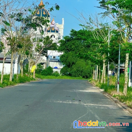 Đất thật - sổ thật - công chứng ngay trong ngày