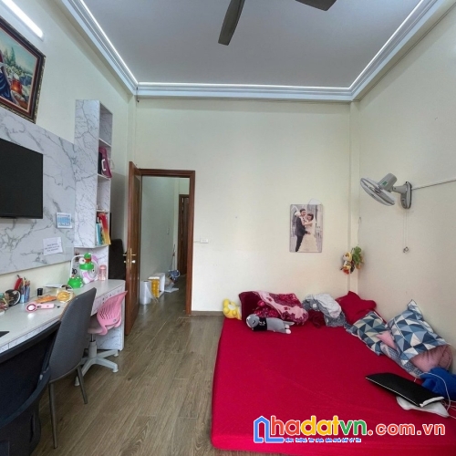 Bán nhà khương trung. thanh xuân. ô tô. dt 46m2. mt 4m. 4 tầng. giá 14.2 tỷ.