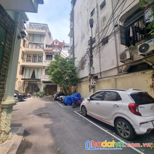 Bán nhà phương liệt. thanh xuân. ô tô. dt 130m2. mt 6.5m. 4 tầng. giá 40.5 tỷ. 