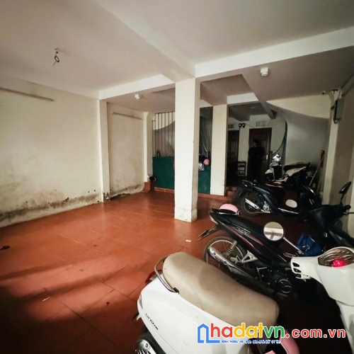 Bán nhà kim mã. ba đình. dt 56m2. mt 3.1m. 5 tầng. giá 10.5 tỷ.