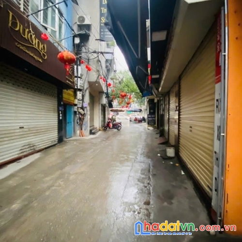 Bán nhà kim mã. ba đình. dt 56m2. mt 3.1m. 5 tầng. giá 10.5 tỷ.