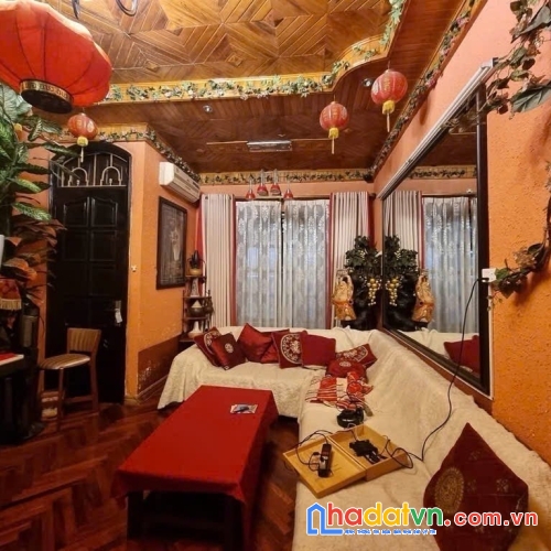 Bán nhà trần quốc hoàn. cầu giấy. ô tô. vỉa hè. dt 50m2. mt 4.2m. 6 tầng. giá 21.9 tỷ.