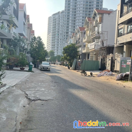 Biệt thự 7.5x20m tại khu đô thị him lam kênh tẻ, quận 7,  tl