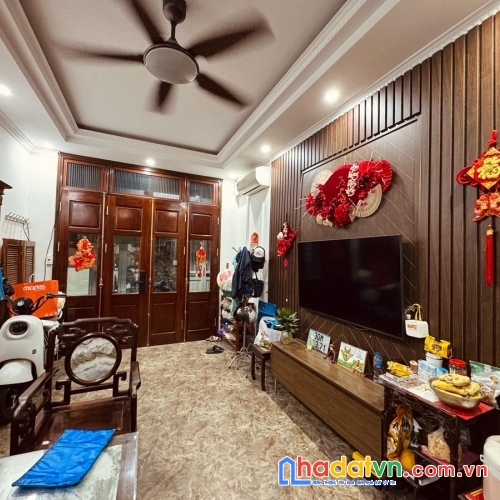 Chính chủ cần bán nhà mới 37m2 x 6t phố khương đình, thanh xuân ngõ thông-50m  ra đường ô tô chỉ hơn 11 tỷ 