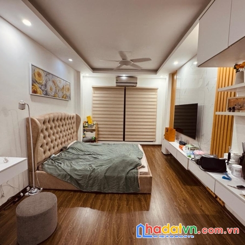 Chính chủ cần bán nhà mới 37m2 x 6t phố khương đình, thanh xuân ngõ thông-50m  ra đường ô tô chỉ hơn 11 tỷ 