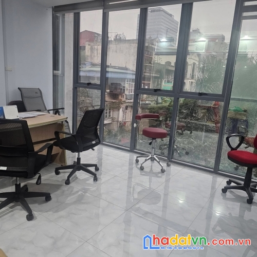 Bán nhà phố phương mai, đống đa 68m, 8 tầng, mt 5.7m. giá: 43 tỷ. lh: 0937158386