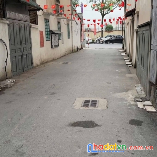 Bán nhà phố lê trọng tấn, thanh xuân 120m, 3 tầng, mt 5m. giá: 40 tỷ. lh: 0937158386