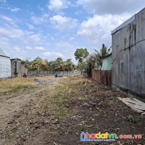 Đất bình dương 2700m2 cho thuê tự do kinh doanh sáng tạo
