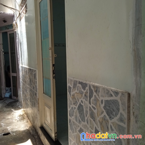 Cho thuê nhà nhỏ xinh, 1 trệt, 2 lầu