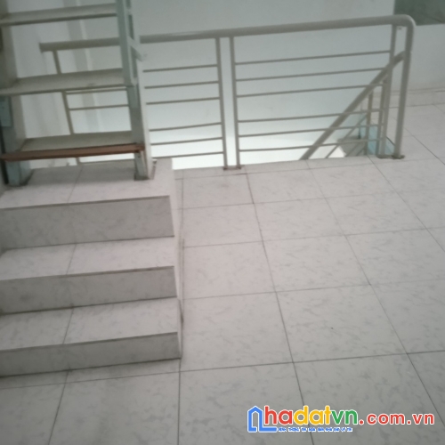 Cho thuê nhà nhỏ xinh, 1 trệt, 2 lầu