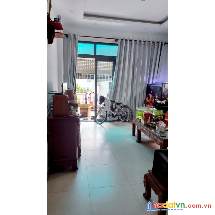 Bán nhà 3 tầng, có phòng cho thuê, cầu vượt an sương, ql1a, chỉ 5.9 tỷ.