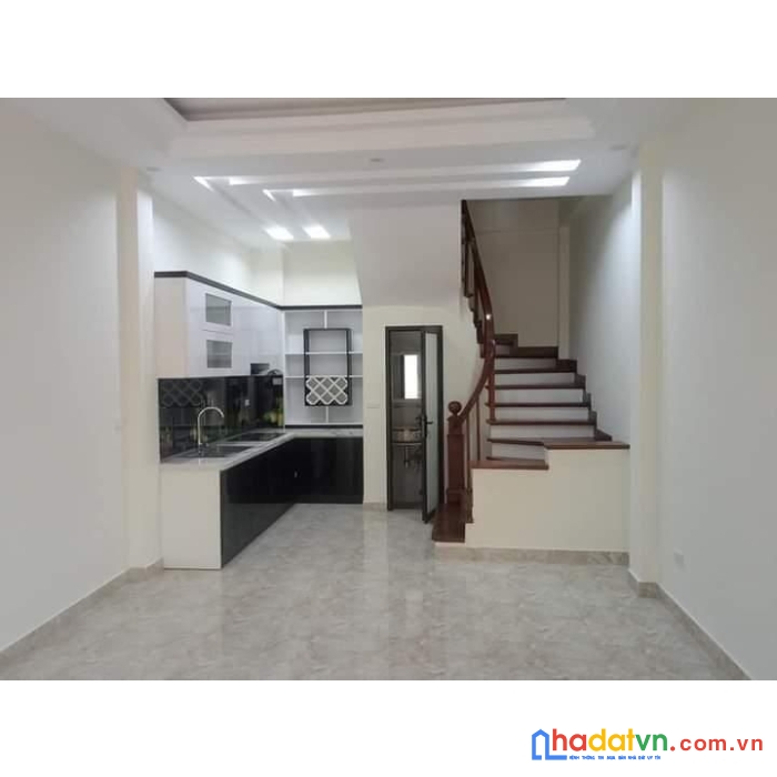 Bán nhà phố kẻ vẽ, đông ngạc, sát phố, 10m ra ô tô, 40mx5t, giá chào 3.24 tỷ.