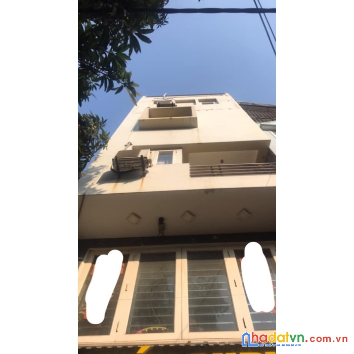 Nhà cầu giấy – kinh doanh sầm uất- 92m, mt 4.3 m – 18.5 tỷ. 