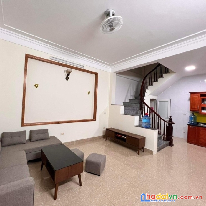 Duy nhất chỉ 3.22 tỷ sở hữu nhà đông ngạc 36mx5t, ô tô , sát phổ.