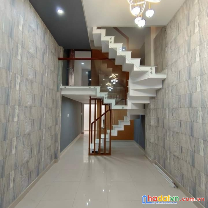 Nhà shr 36m² 3 tầng trung tâm quận 10