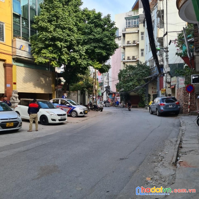 Bán đất mặt phố hoàng ngân, vài ô tô tránh, mặt tiền rộng, 91m2, 20 tỷ